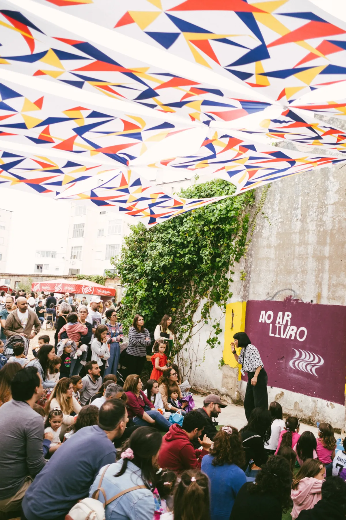 Conto aqui, conto ali, conto acolá...